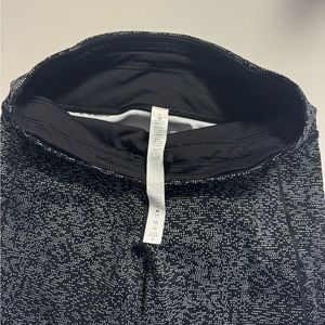 Lululemon pants and shorts bundle SIZE 4